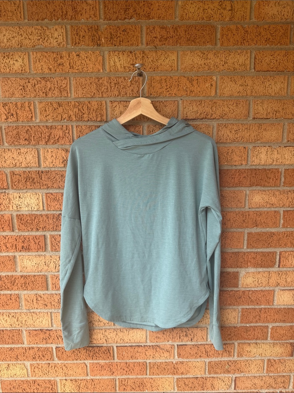 REI Women’s Running Base Layer Hoodie XS Thumb Holes Athletic Top